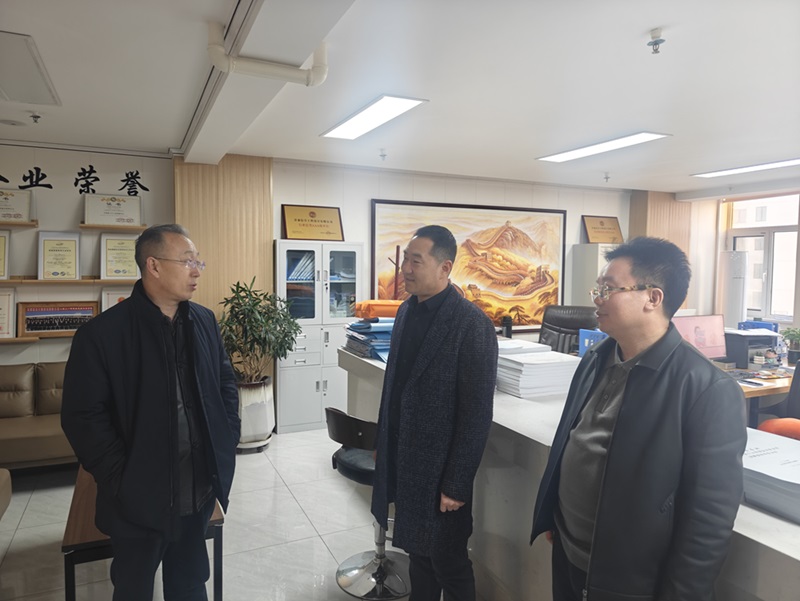 庆阳市总工会领导莅临信合与恒达公司参观指导，共谋企业发展新篇章